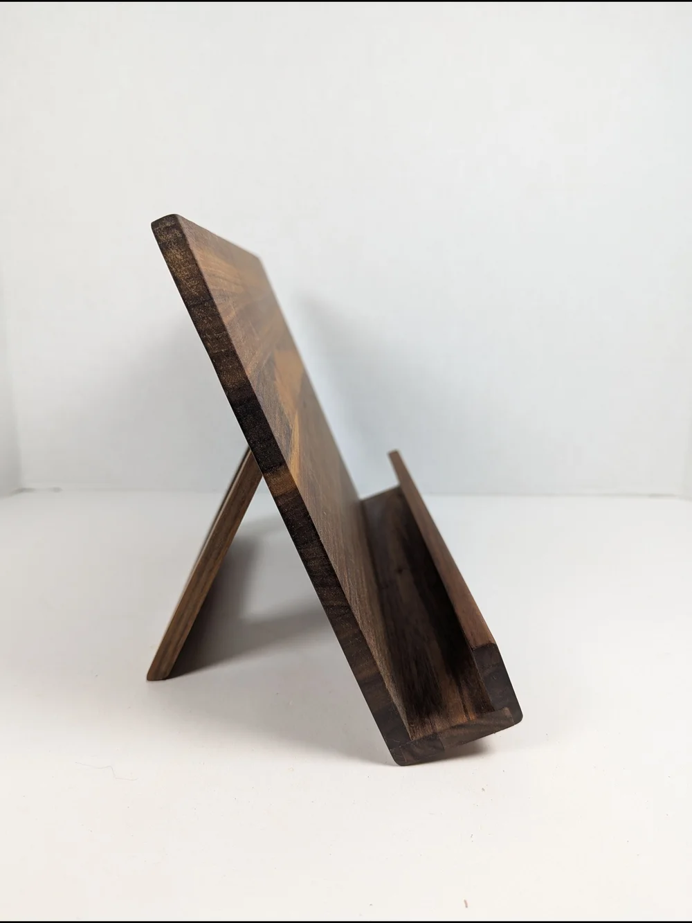 Williams Sonoma Walnut Cookbook Stand